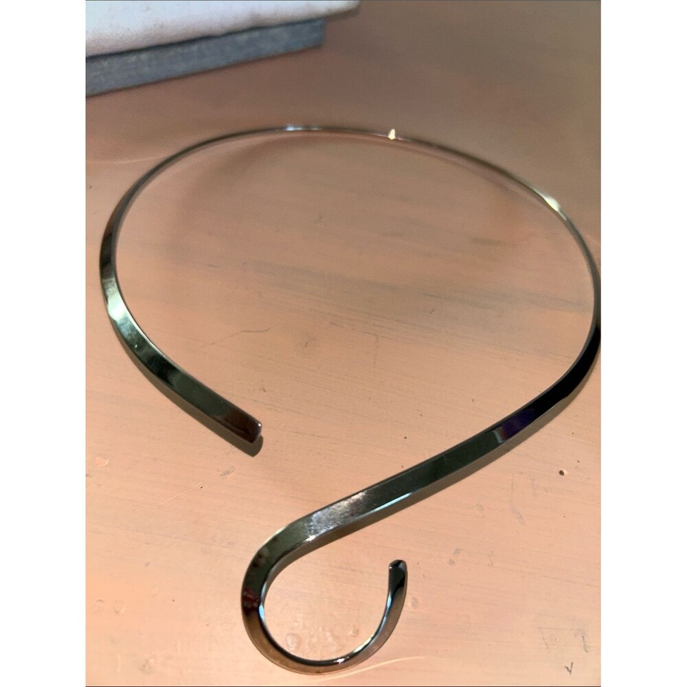 Minimalist Choker Open S Collar Silver Tone Necklace GUC - i Have 2 Of THESE - Picture 2 of 5